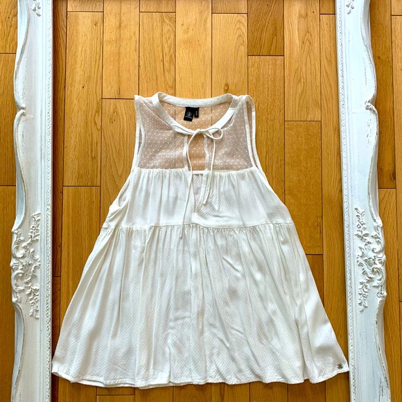 Volcom cream sleeveless top - Picture 1 of 6